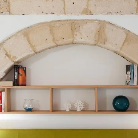 アパート Volta Al Centro Via Padreterno ナルド